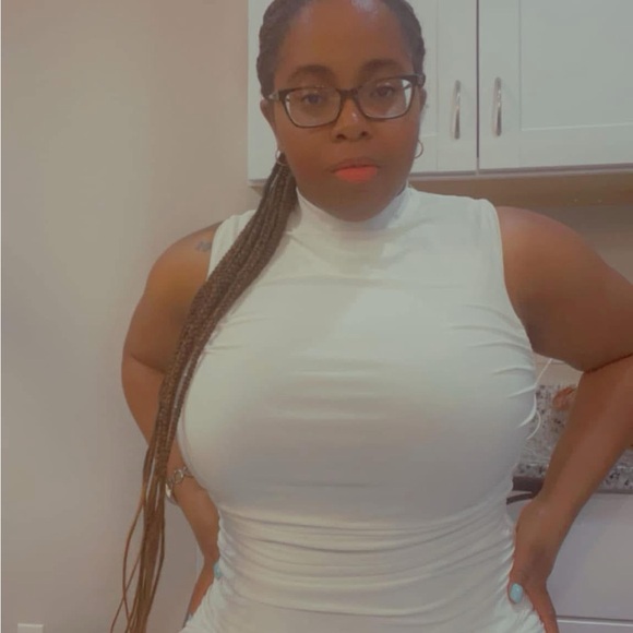 Meet your Posher, Reisha - Picture 3 of 3